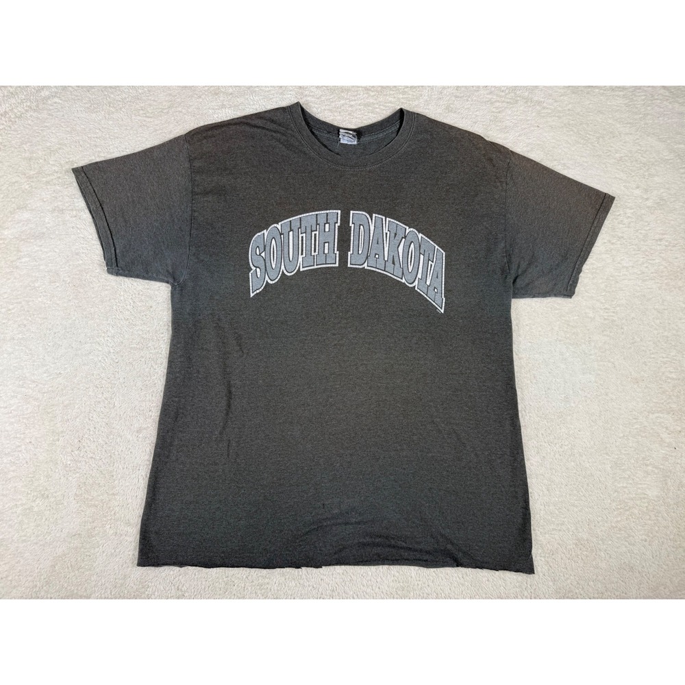 Gildan South Dakota T-Shirt Mens Large Charcoal Grey Good Raw Hem Distressed Tee